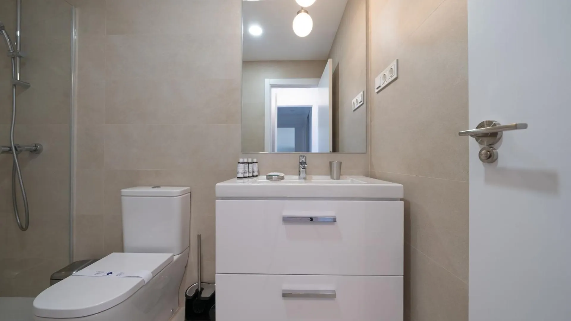 Xpce Urban 7 Malaga Skyline - Parking Free Apartment