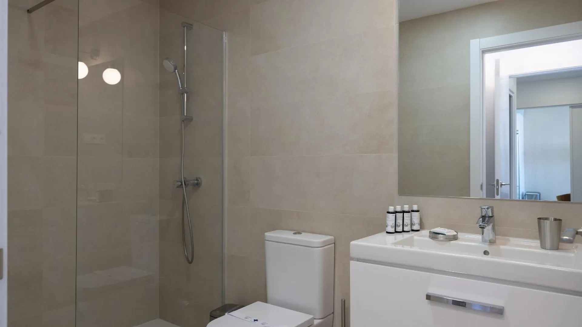 Xpce Urban 7 Malaga Skyline - Parking Free Apartment